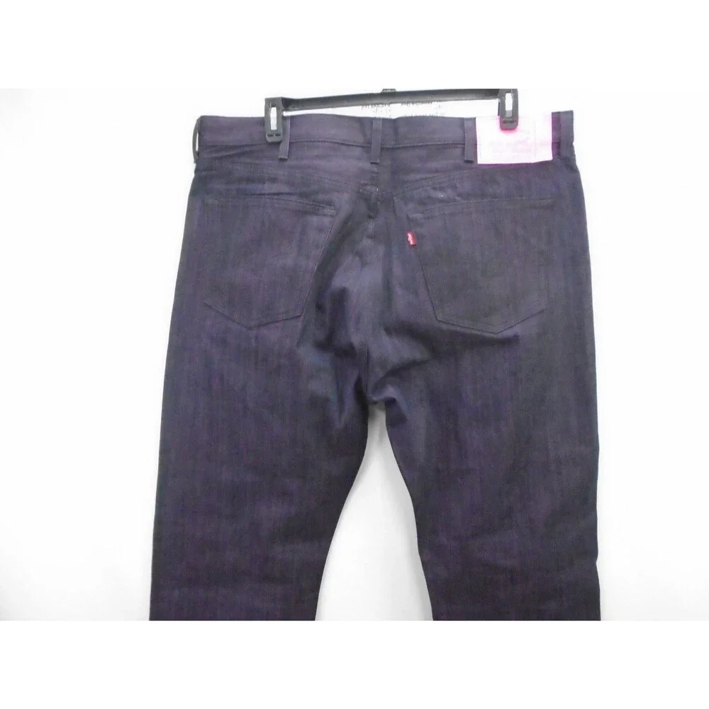 Levis this specific